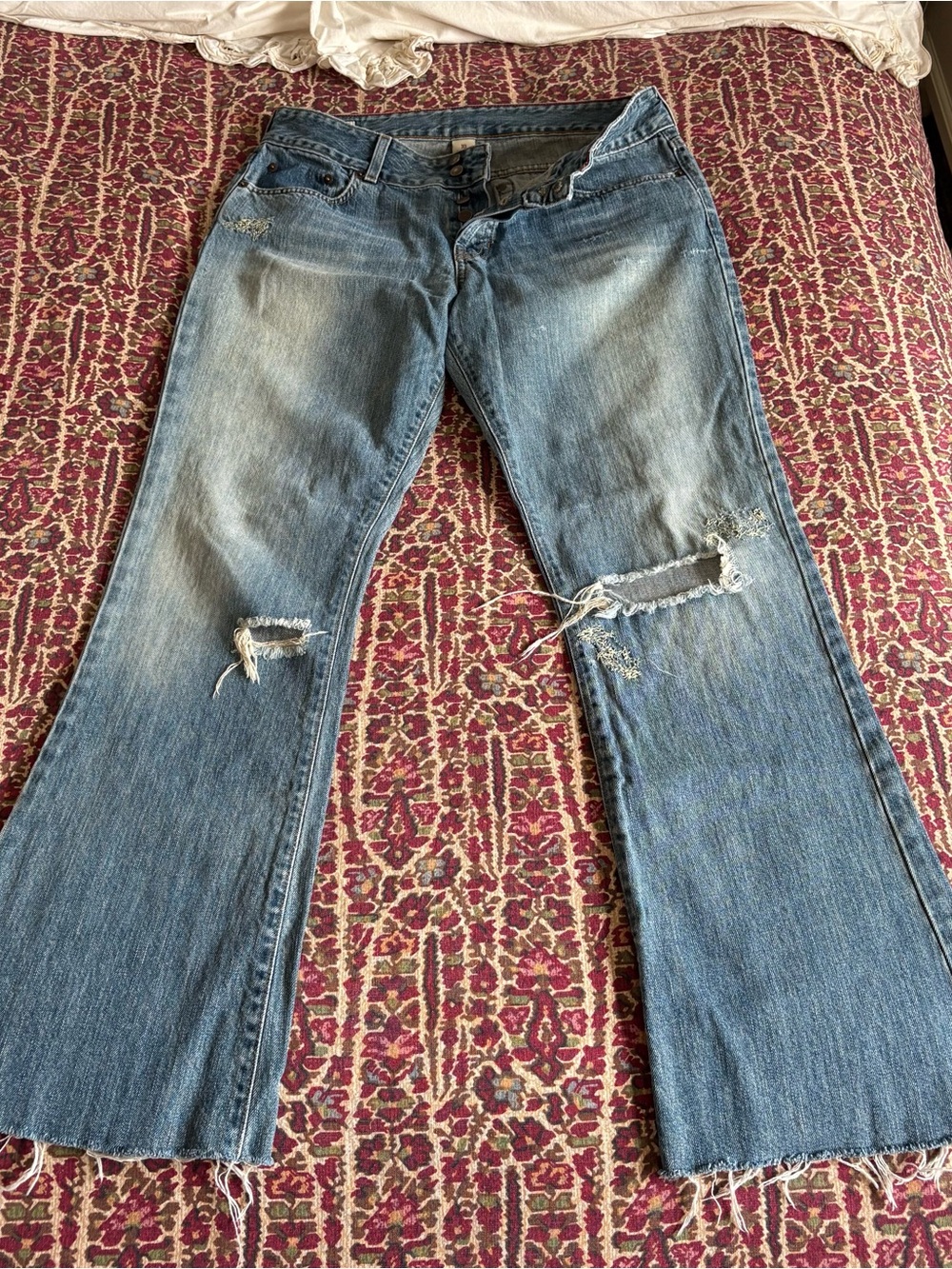 ABERCROMBIE Vintage Y2K Distressed Flare Jeans